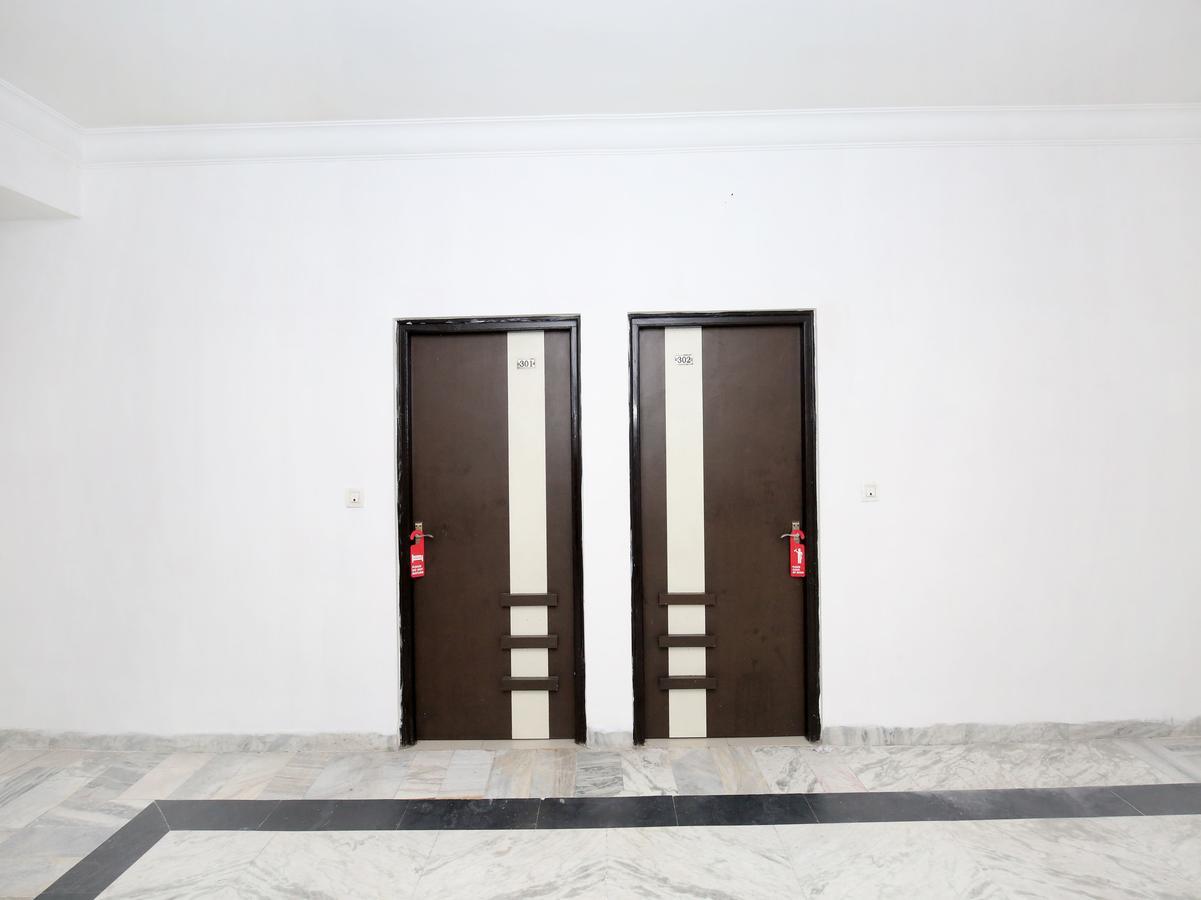 Oyo 12972 Hotel Krishna Castle Amritszár Kültér fotó